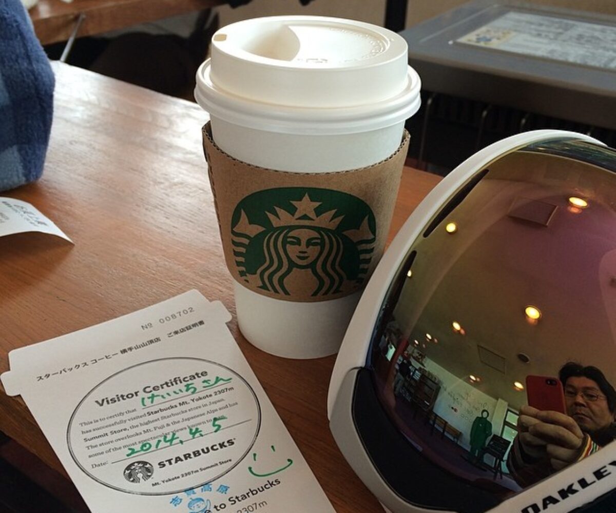 ちよっとラテ飲みに横手山山頂まで（笑）