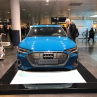 2019年2月11日 (12:01)